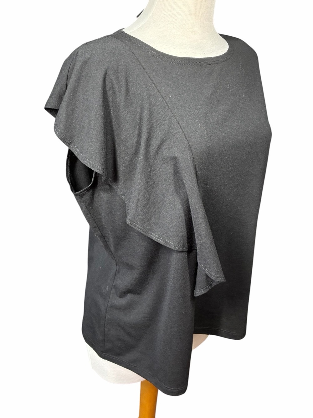 NEW Clara Sun Woo Black Asymmetric Ruffle Cap Sleeve Top Women's Size XL